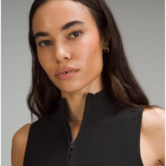 Brand New Lululemon Open Back Half-Zip Sweater - Picture 6 of 13